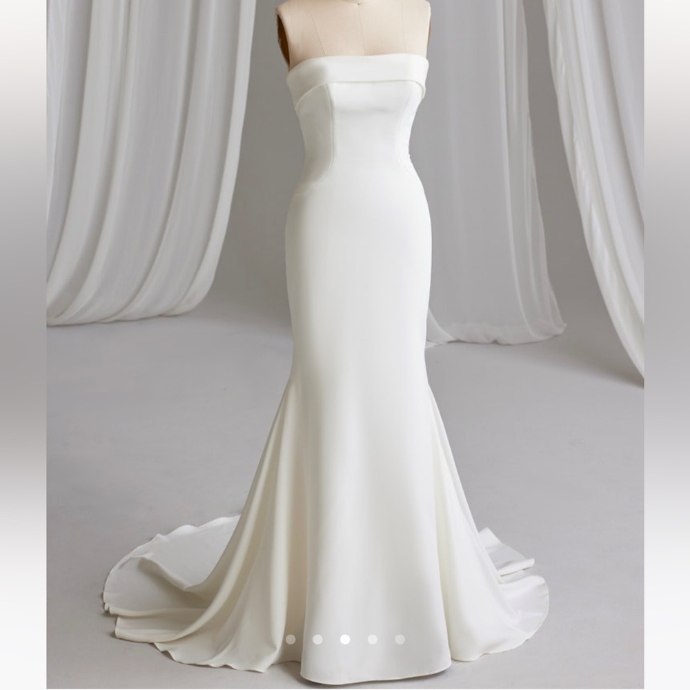 Rebecca Ingram “Francine” White Strapless Wedding Dress – Size 12